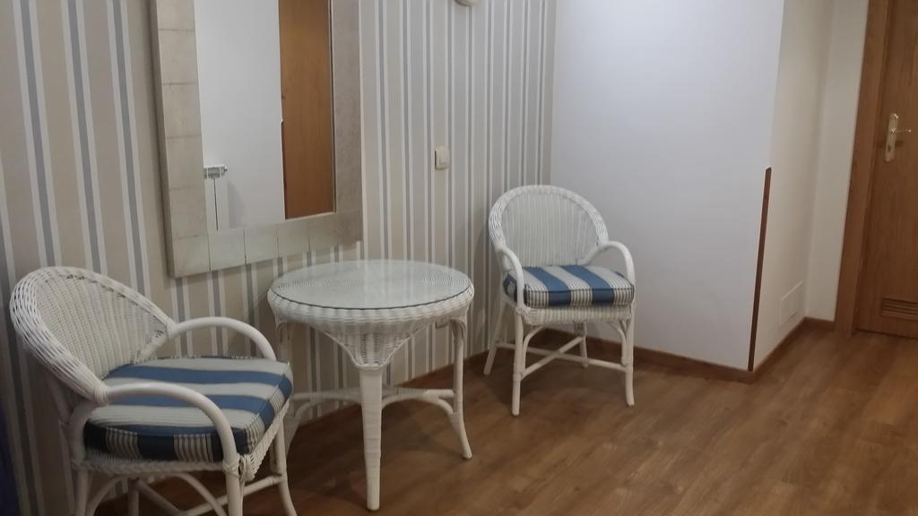 Hotel Isabel - Suarez Inclan 38 à Cudillero Extérieur photo